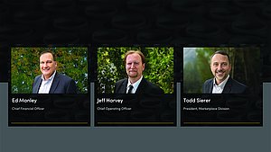 Edward (Ed) Manley, Jeff Harvey und Todd Siemer verstärken die Führungsetage von Edmund Optics. 
