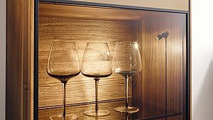 Holzvitrine