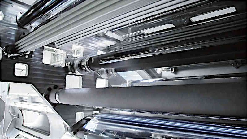 Betreiber von Roll-to-Roll-Vakuumbeschichtungsanlagen der Flexible Technology Group (FTG) können aufatment: Von Ardenne übernimmt Service und technische Betreuung.
