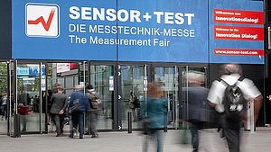 Messehalle Sensor+Test