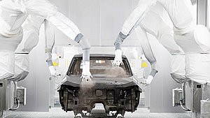 Lackierroboter bei Skoda in Betrieb