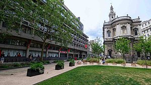 Andrew Chew von Edwards im Zusammenhang mit seiner Ernennung zum Gastprofessor am King’s College London