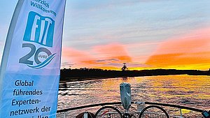 20-Jahr Feier des Fit, Fahrt auf der Elbe