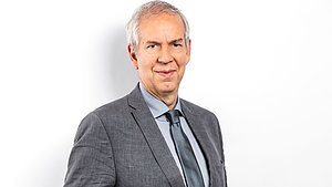 Bernhard Jacobs (IBU)