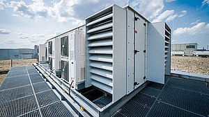 Monoblock im Außenbereich