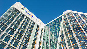 Im Mittelpunkt einer Übernahmeschlacht steht der drittgrößte Lackhersteller der Welt: Akzonobel.