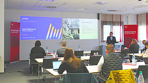 Beim ersten VDMA-Tag am Hauptsitz von Pfeiffer Vacuum+Fab Solutions standen Wissensaustausch und Vernetzung im Fokus.