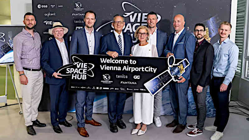 Eröffnung der Space Factory im ESA-Phi-Lab Austria: Auch die österreichische Busch-Tochter beteiligt sich. 