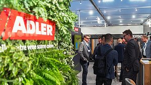 Adler-Messestand
