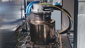 Aufbau der Hybridanlage zur Behandlung von Flüssigkeiten mittels Elektronenstrahl.