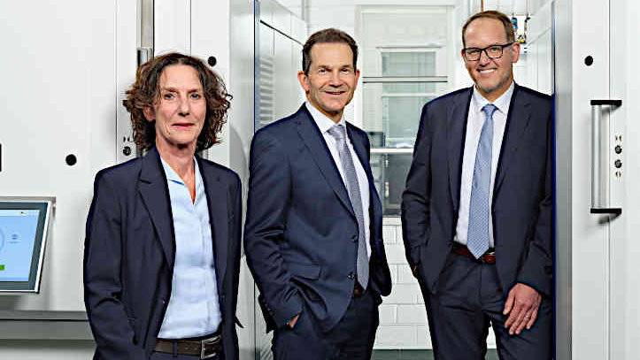 Der neue Cemecon-Vorstand besteht aus vertrauten Fachleuten (von links): Dr.-Ing. Beate Hüttermann (CMO), Bernd Hermeler (CEO) und Christoph Feig (COO).