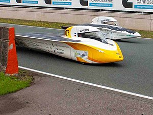 Solarrennwagen Sonnenwagen Æthon auf der Rennstrecke in Zolder