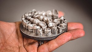 Zahnimplantate aus dem 3D-Drucker