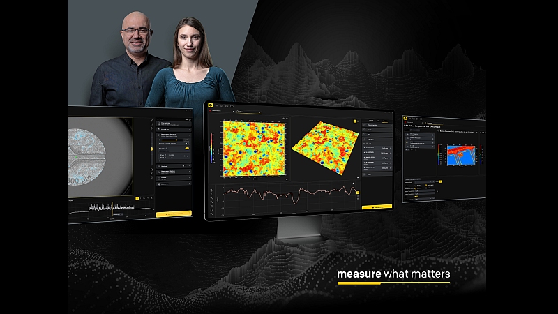 Polytec-Anwender mit Software auf Monitor