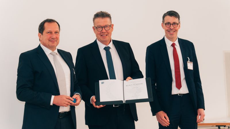 Dr. Klaus Schäfer bei der Preisverleihung
